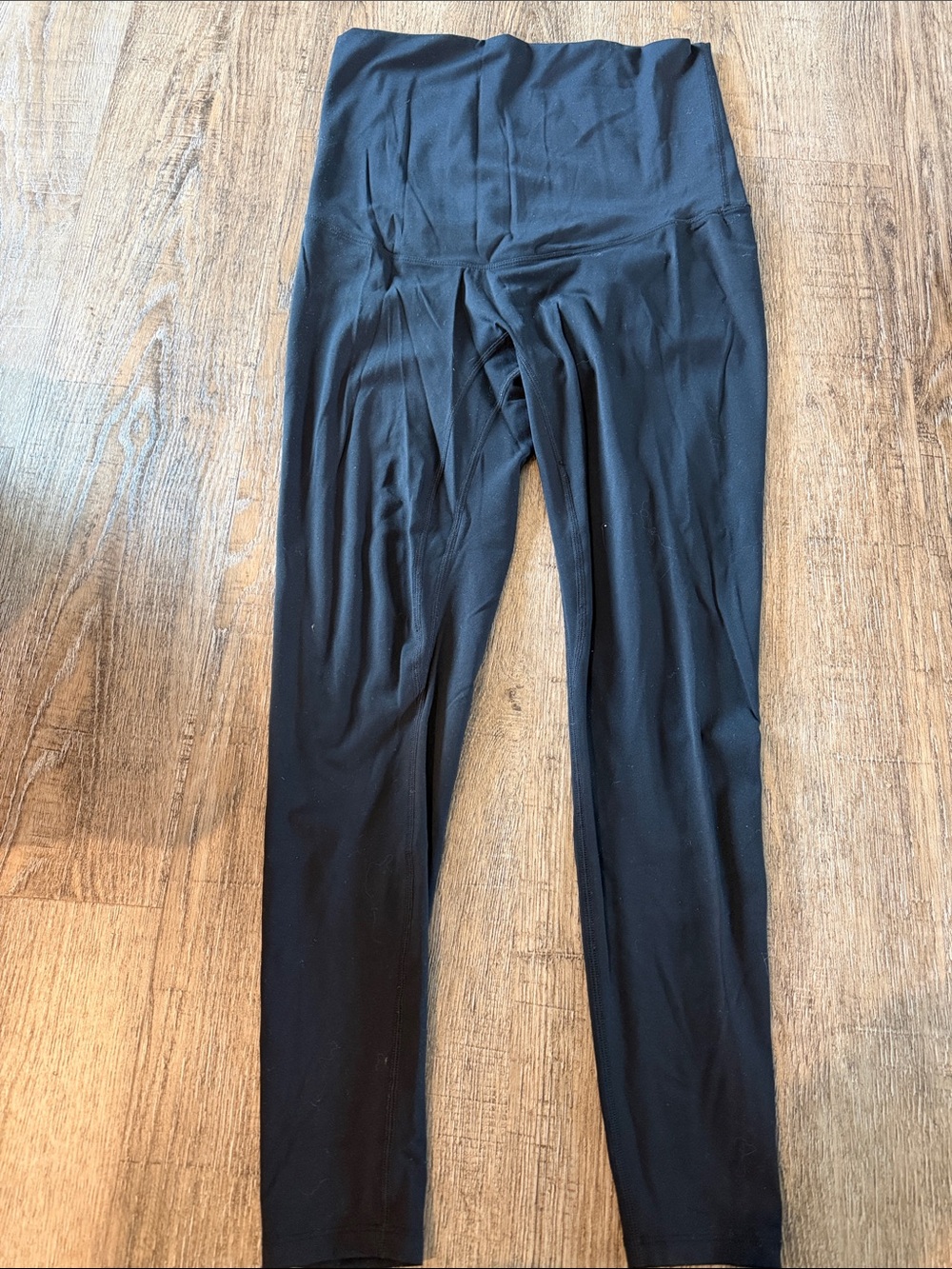 POSHDIVAH Black Athletic Leggings - Medium